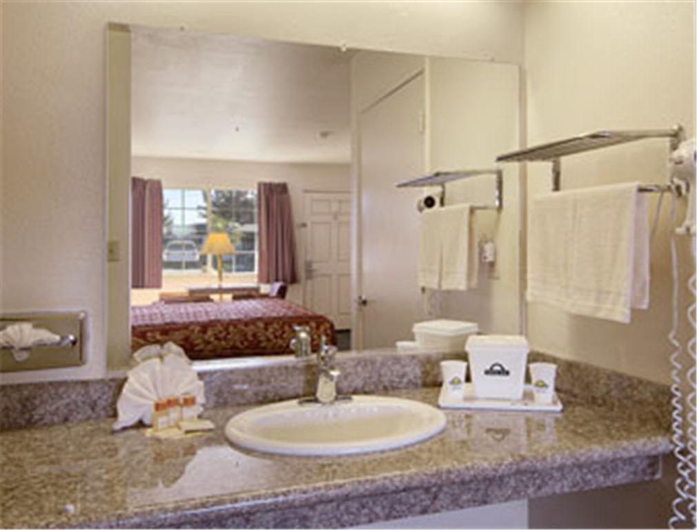 Days Inn Salinas Airport 部屋 写真